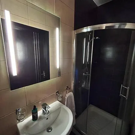 Apartament Penthouse Studio With Bbq!